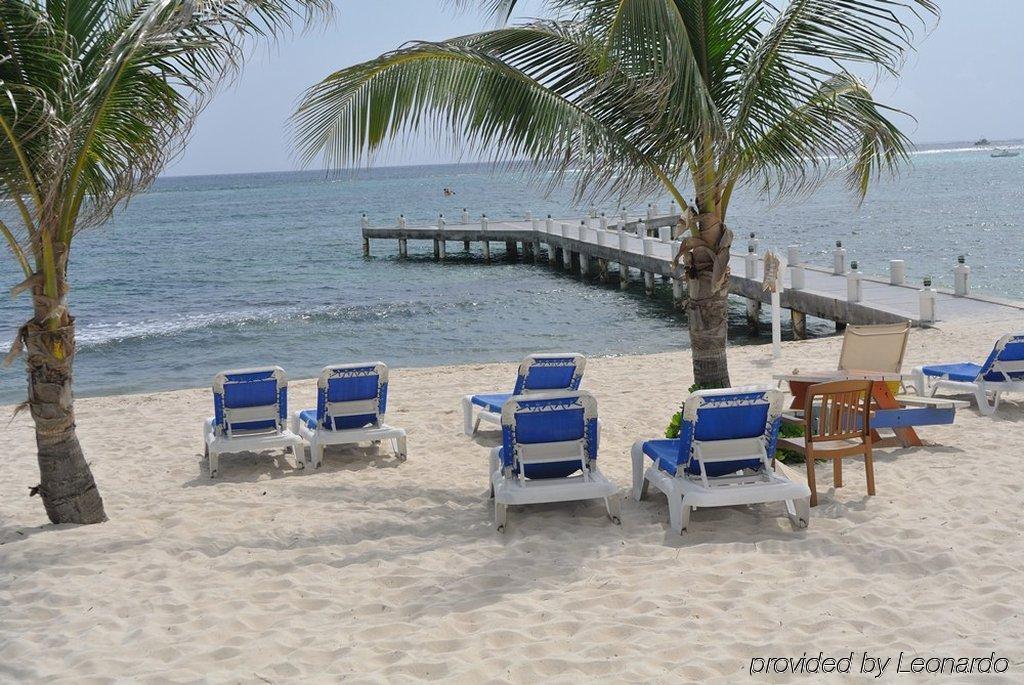 Resort Castaways Cayman Grand Cayman