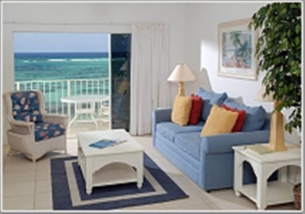Castaways Cayman Grand Cayman